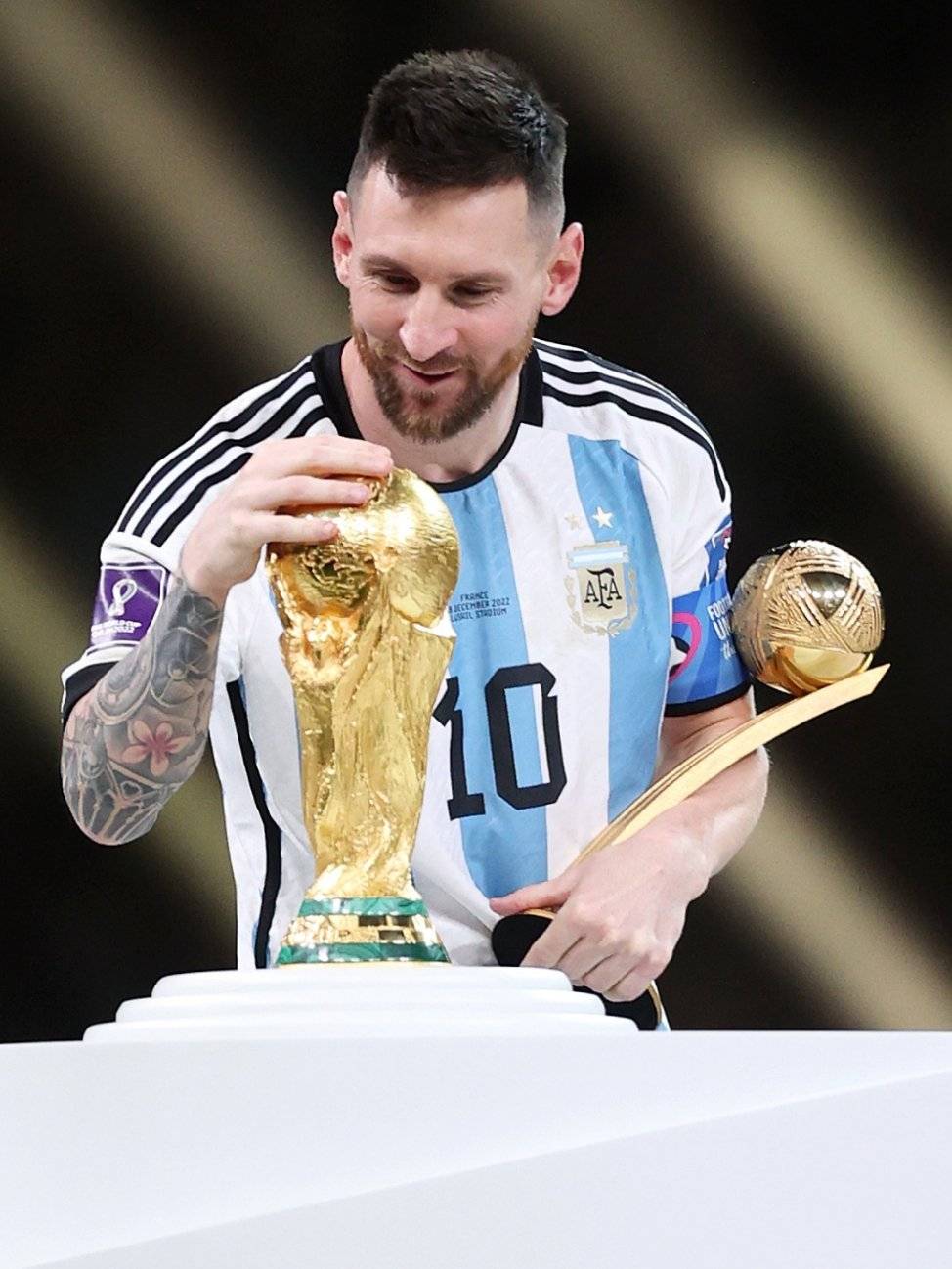 延了超过两 延了超过两