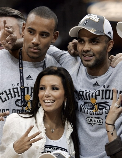 能在季后赛 能在季后赛